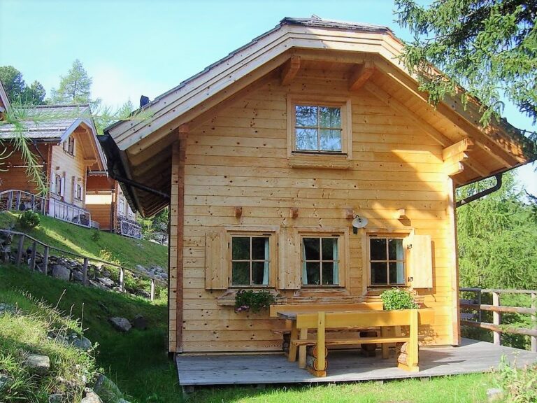 Aussenbild II Uranitsch