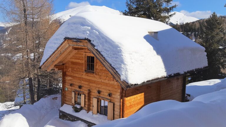 Aussenbild Winter Uranitsch